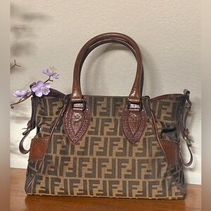 💯 Authentic Fendi FF Zucca Tote Satchel Du Jour Shoulder Bag 🍀NICE